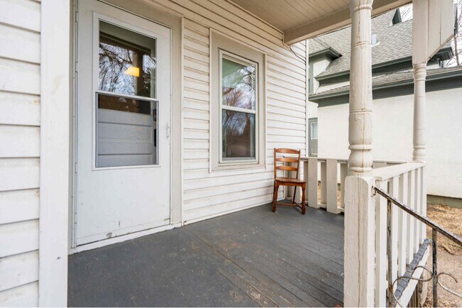 Building Photo - 3347 S 31st Ave