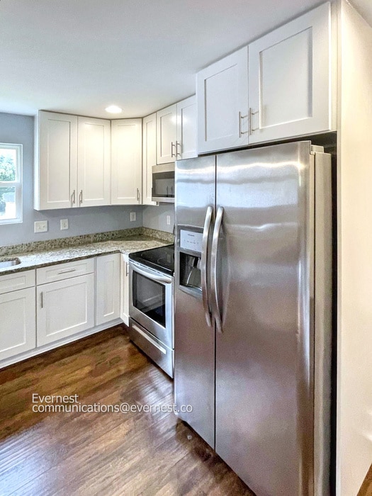 Building Photo - 327B Keeton Ave