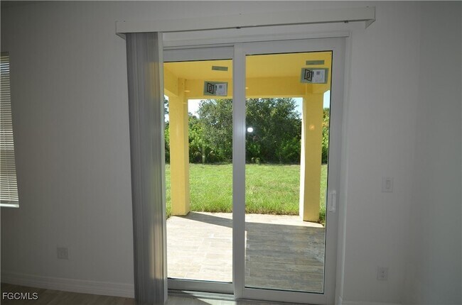 Building Photo - 272 Pelton Cir