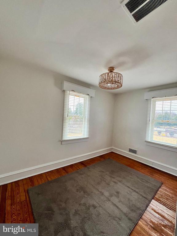 Building Photo - 222 Berlin Rd N