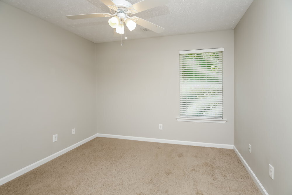 Building Photo - 1405 Buckingham Pl