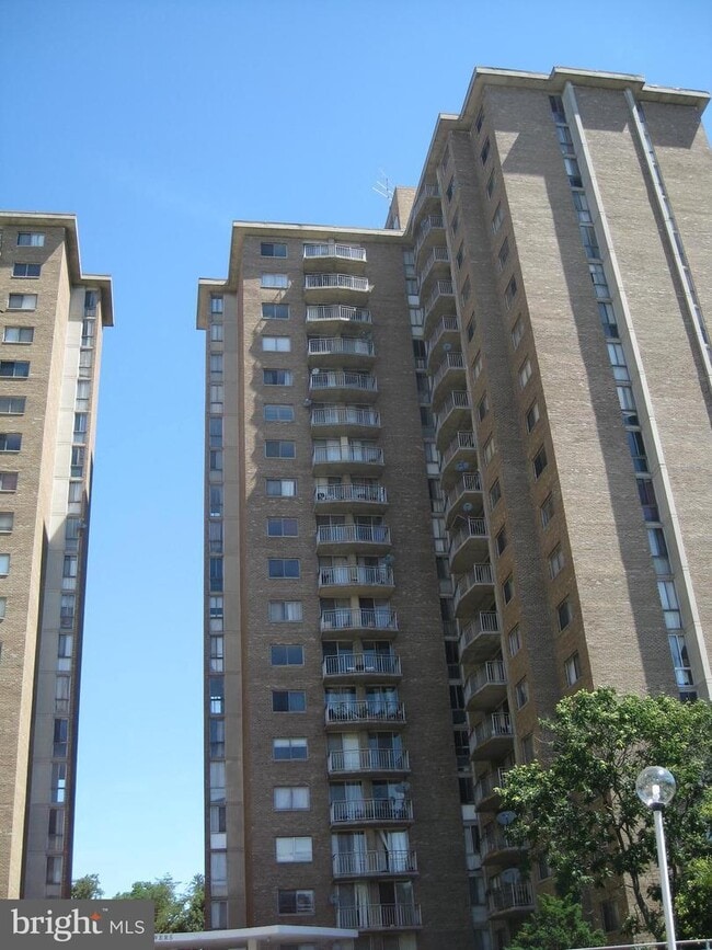 Building Photo - 1836 Metzerott Rd