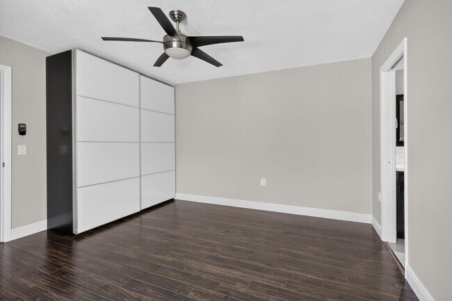 Building Photo - 846 Blue Ridge Cir