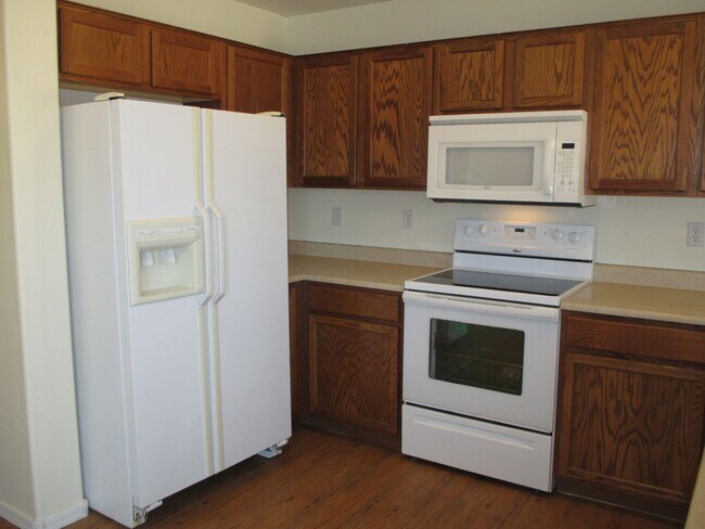 Building Photo - New Listing in Buckeye