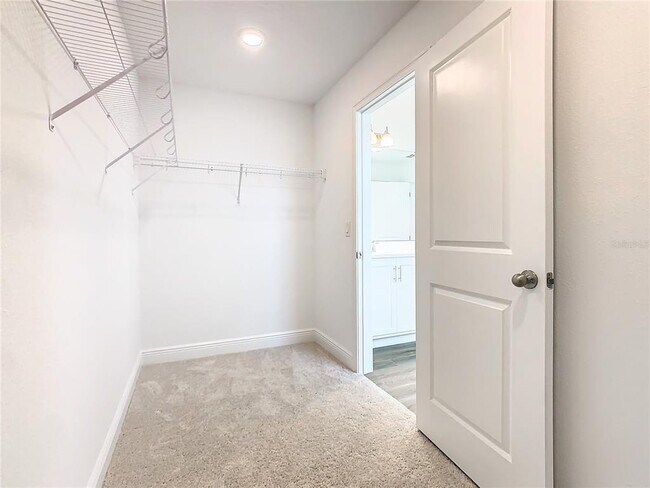 Building Photo - 11165 Green Citron Aly