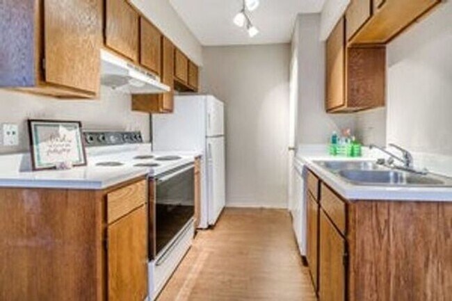 Building Photo - 355 48th Ave NW