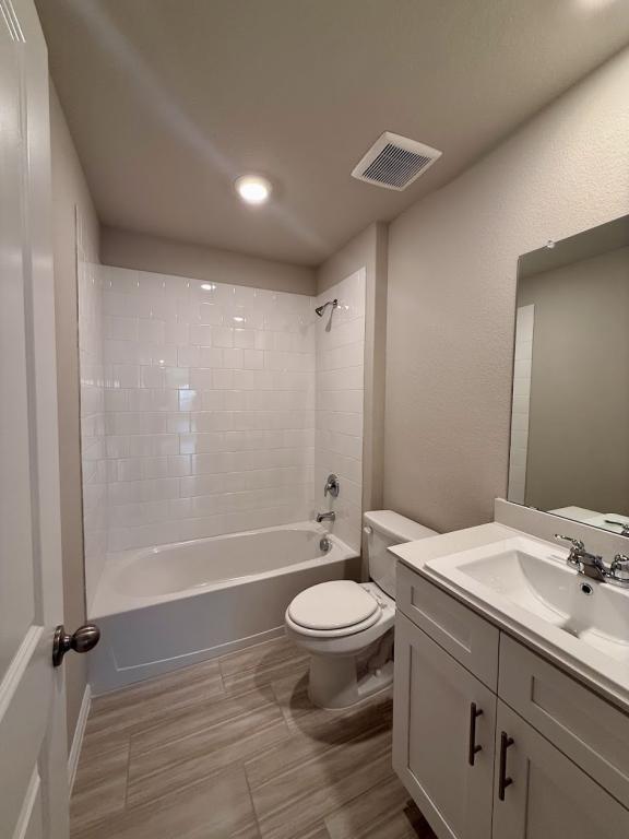 Building Photo - 421 Blanco Dr