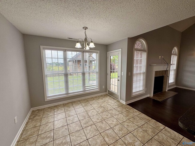 Building Photo - 14606 Eva Cir
