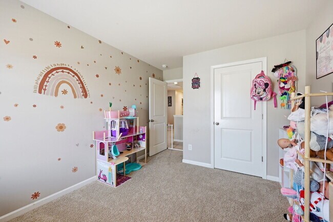 Building Photo - 1160 Fowler Dr