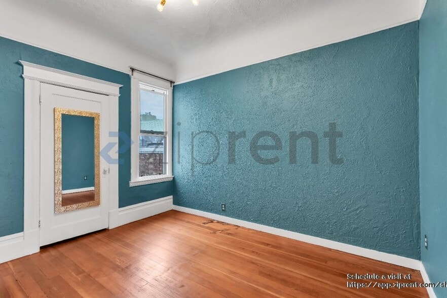 Building Photo - 161 Capp St