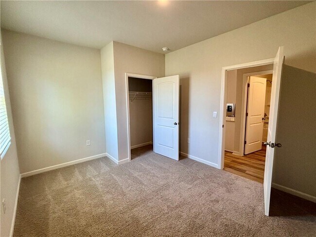Building Photo - 2910 Daxton Ln