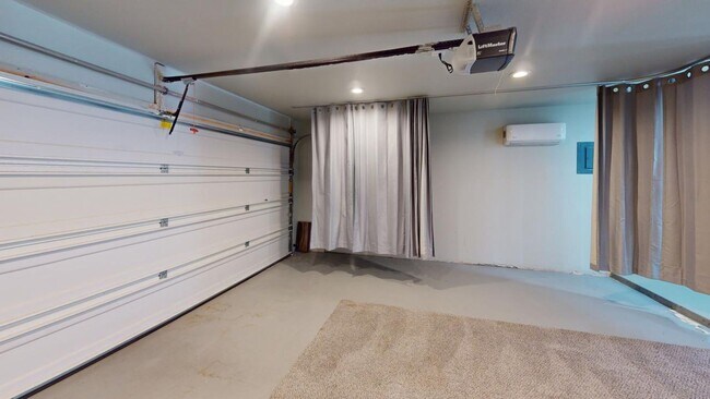 Building Photo - 3206 Thunder Rd