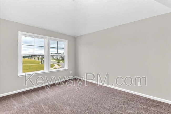 Building Photo - 5995 Big Pond Trl