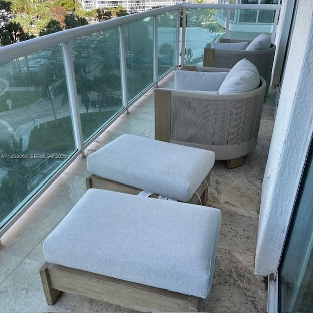 Building Photo - 20201 E Country Club Dr