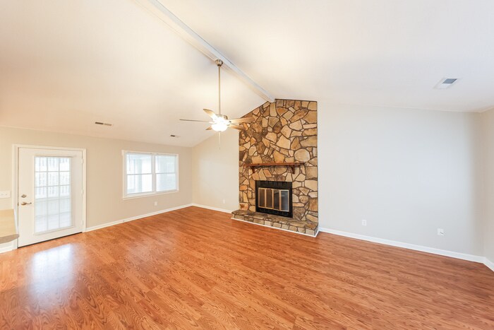 Building Photo - 101 Shackleford Rd
