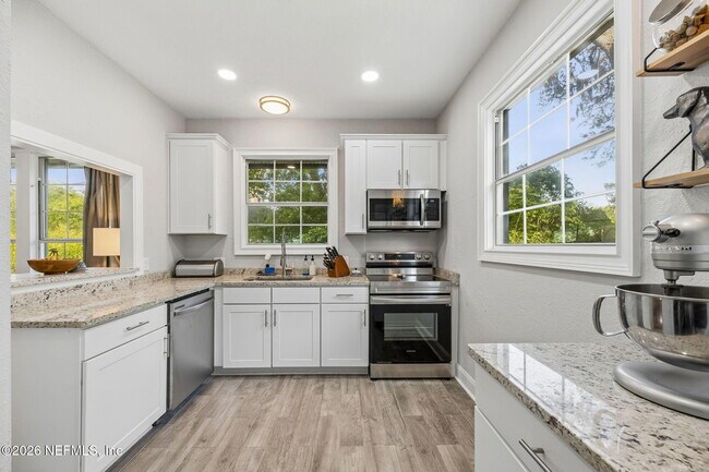 Building Photo - 4314 Irvington Ave