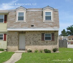 Building Photo - Washington Square Townhouses