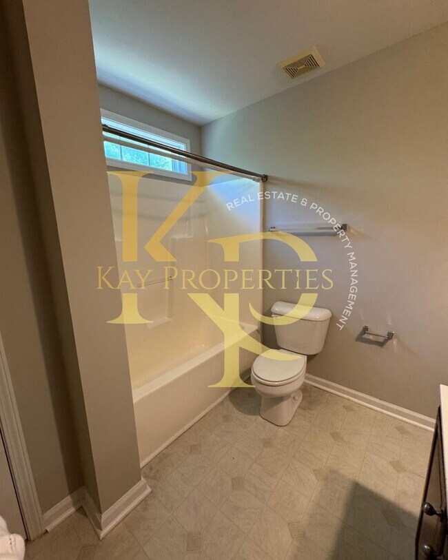 Building Photo - 5904 Sandpiper Farm Ln