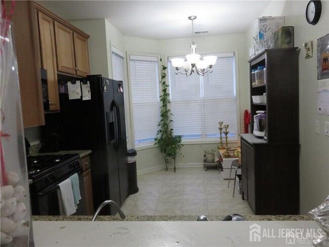 Building Photo - 2221 Edward Stec Blvd