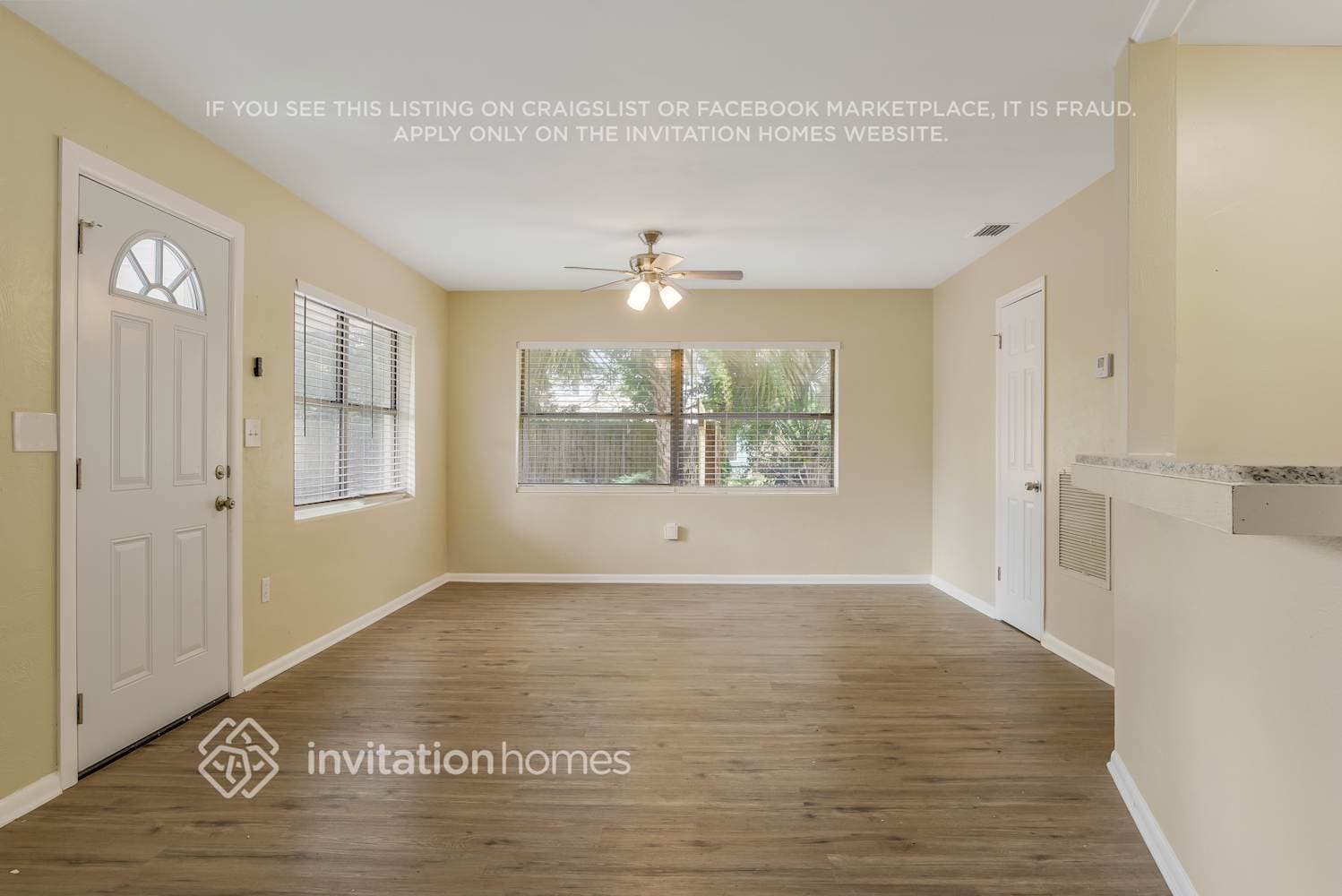 Building Photo - 5119 Divot Ct