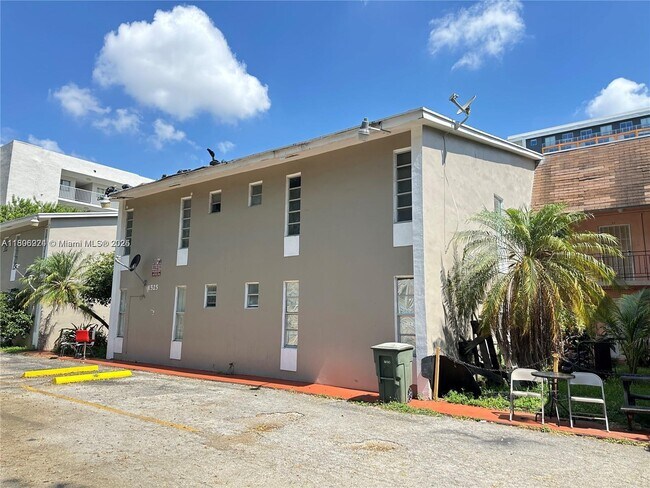 Primary Photo - 1525 NW 19th Terrace