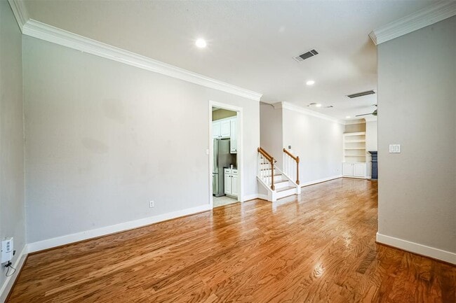 Building Photo - 926 Birdsall St
