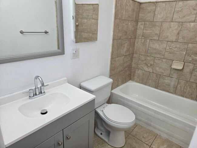 Building Photo - 6136 Palomino Ct
