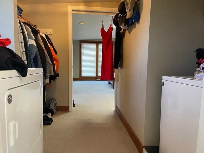 Building Photo - 576 Marrett Rd