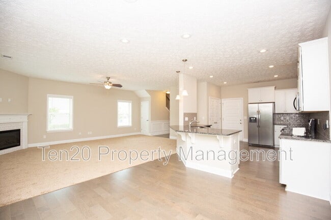 Building Photo - 6061 Townes Way