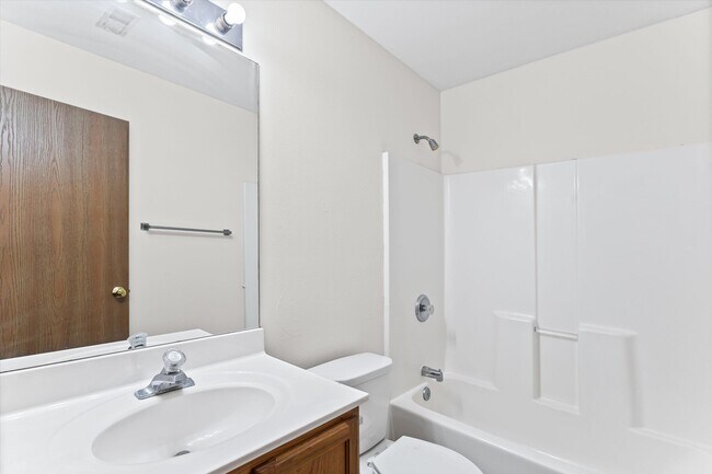 Building Photo - 3708 Panther Dr