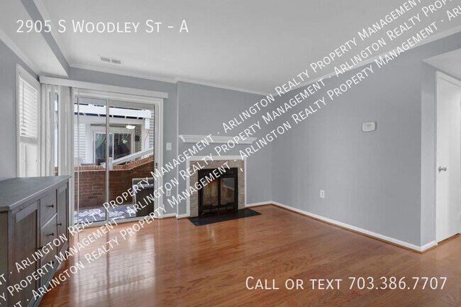 Building Photo - 2905 S Woodley St