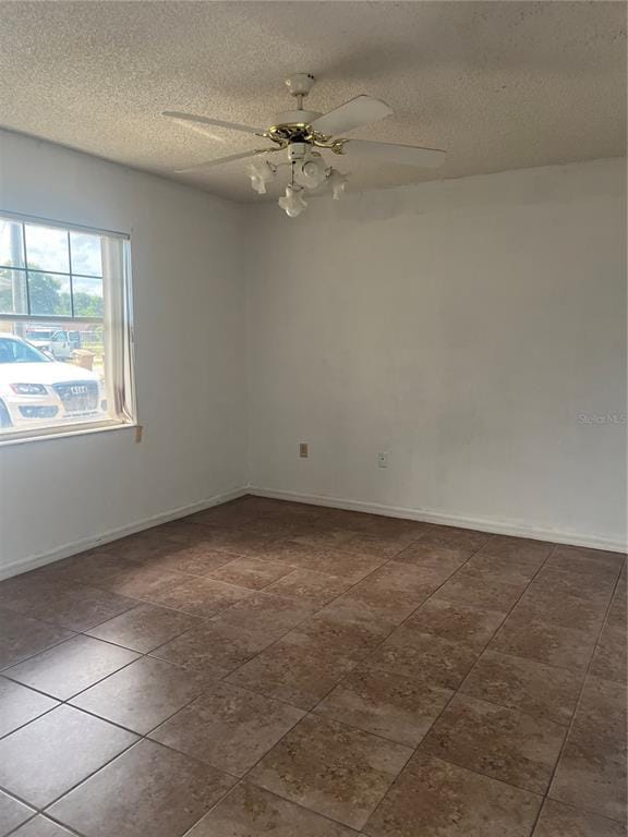 Building Photo - 1585 Triangle Dr