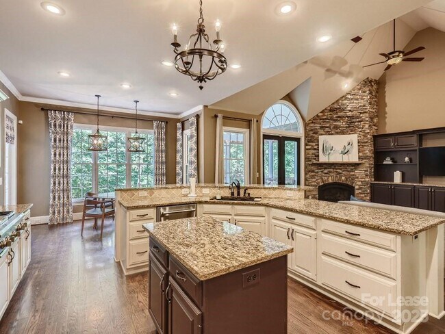 Building Photo - 4218 Ash Hollow Ln