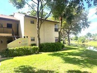 Building Photo - 3817 Cocoplum Cir