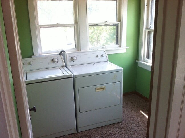 Building Photo - 1101 Tippecanoe St