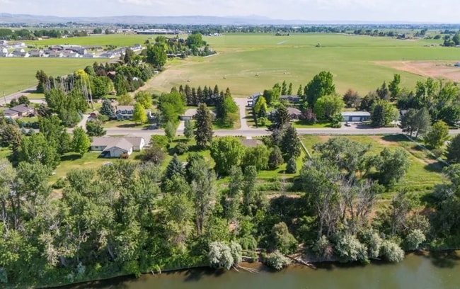 Building Photo - 788 E 1500 N