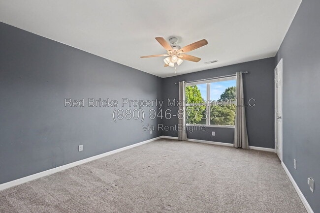 Building Photo - 2714 Aldergrove Rd