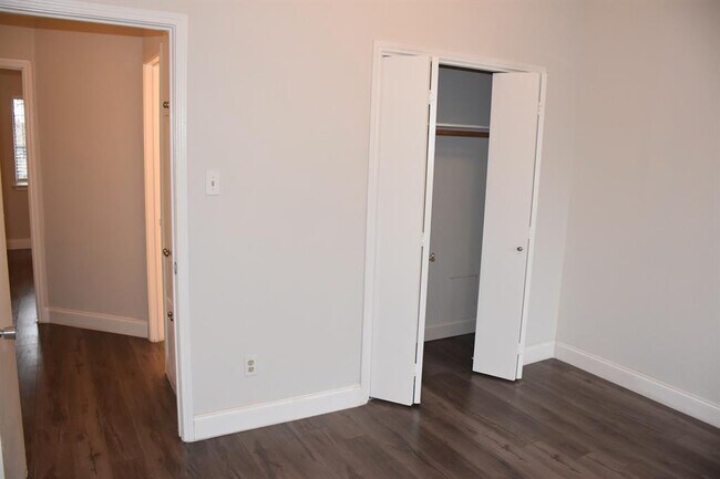 Building Photo - 1810 Rawhide Loop