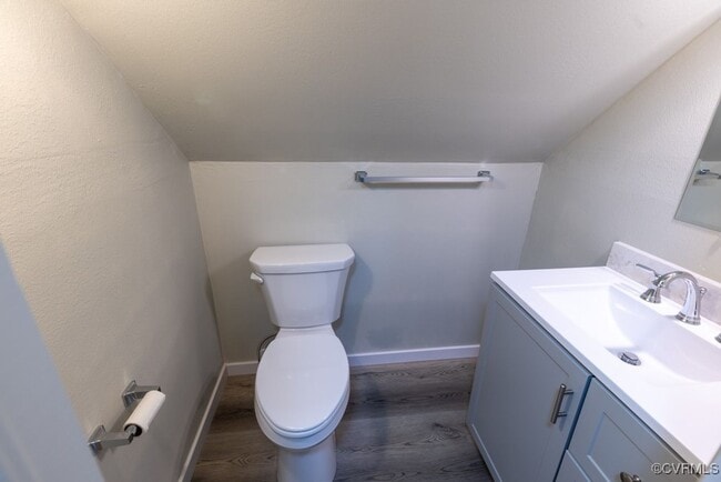 Building Photo - Newly Renovated 4-Bedroom Home in Town of Blackstone!