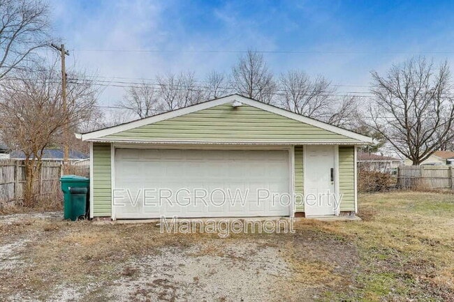 Building Photo - 4219 Varner Rd