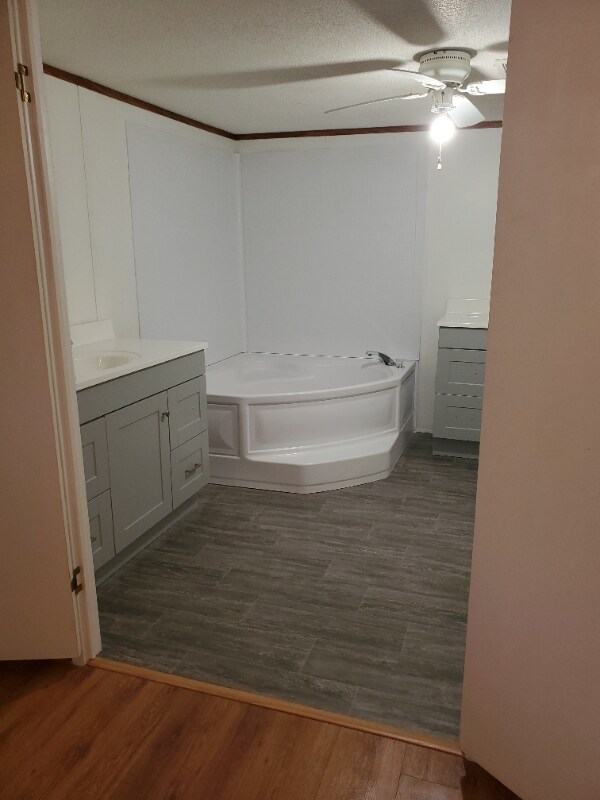 Building Photo - 148 Old Tunnel Rd