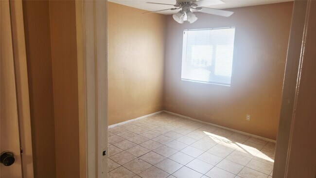 Building Photo - 12511 Ashford Meadow Dr