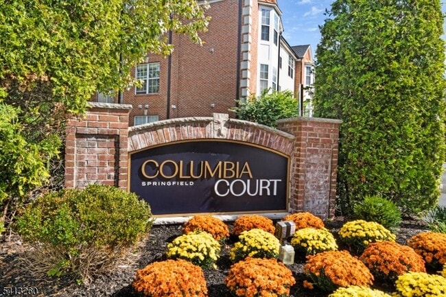 Building Photo - 50 Maple Ave