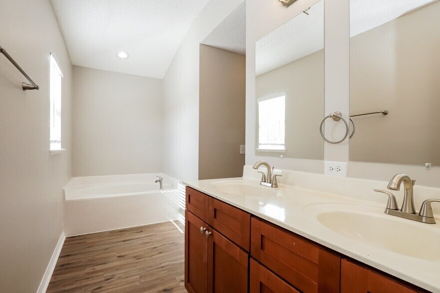 Building Photo - 2959 Micah Ct