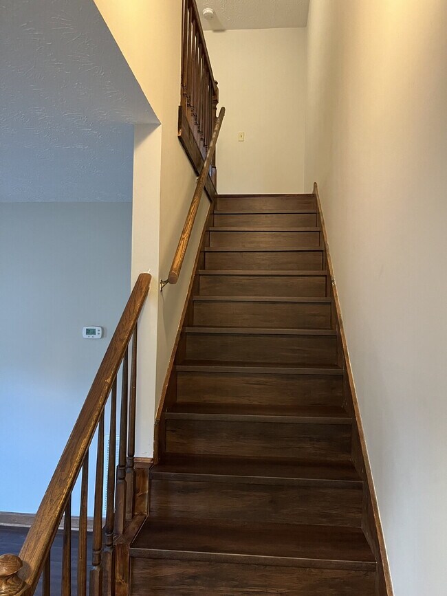 Building Photo - "Charming 3-Bedroom Retreat in Nashville – Spacious 1,149 Sq Ft with 1.5 Baths!"