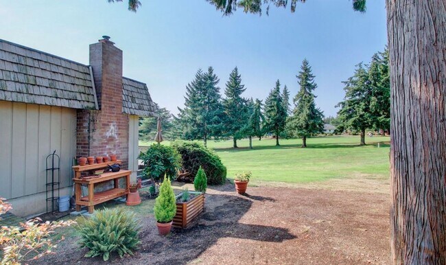 Building Photo - 12492 Gwen Dr