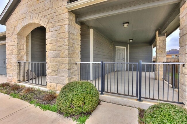Primary Photo - 132 Denton Dr
