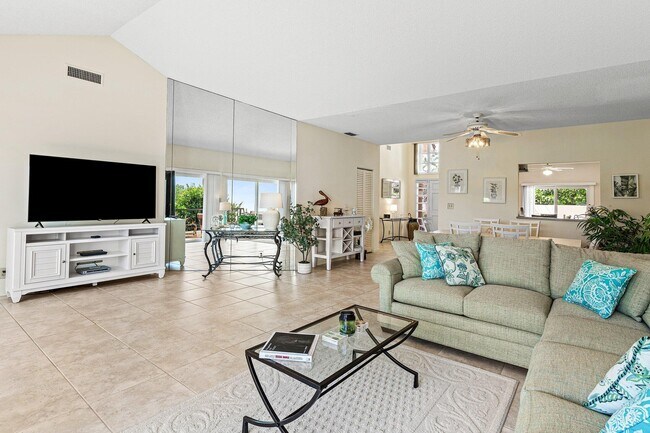 Building Photo - 2584 Muirfield Ct