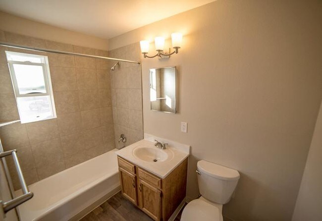 Building Photo - 2 bedroom in Leadville CO 80461