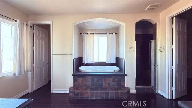 Building Photo - 8658 Edelweiss Dr
